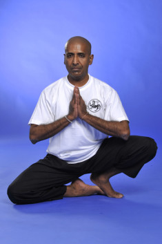 Yoga Aarau. Yoga-Meister der Kampfsportschule Aarau
