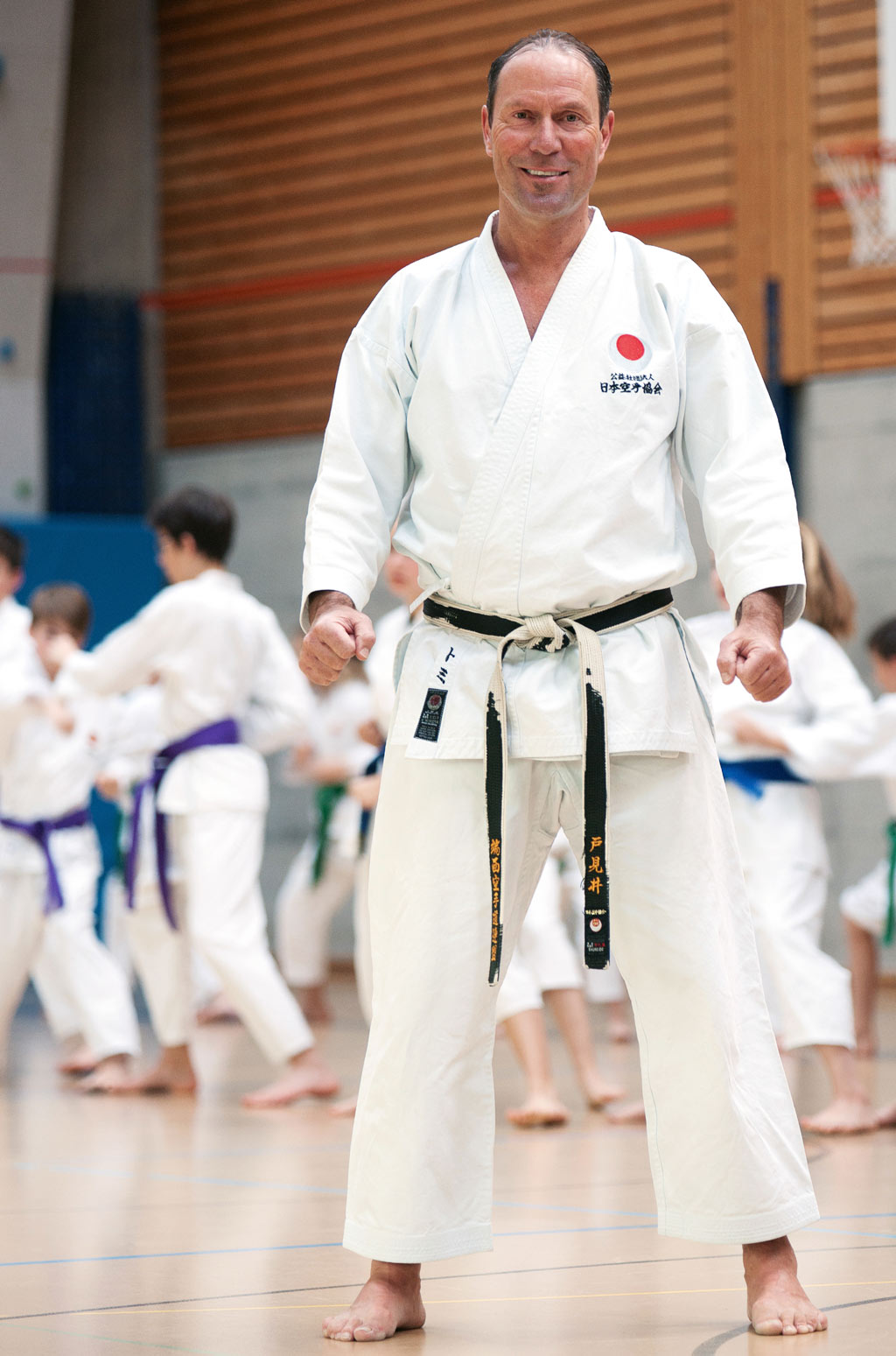 Tommy Scheidegger aus Küttigen. Kampfsportschule Aarau. Schule für Karate Qi Gong Tai Chi Yoga Meditation