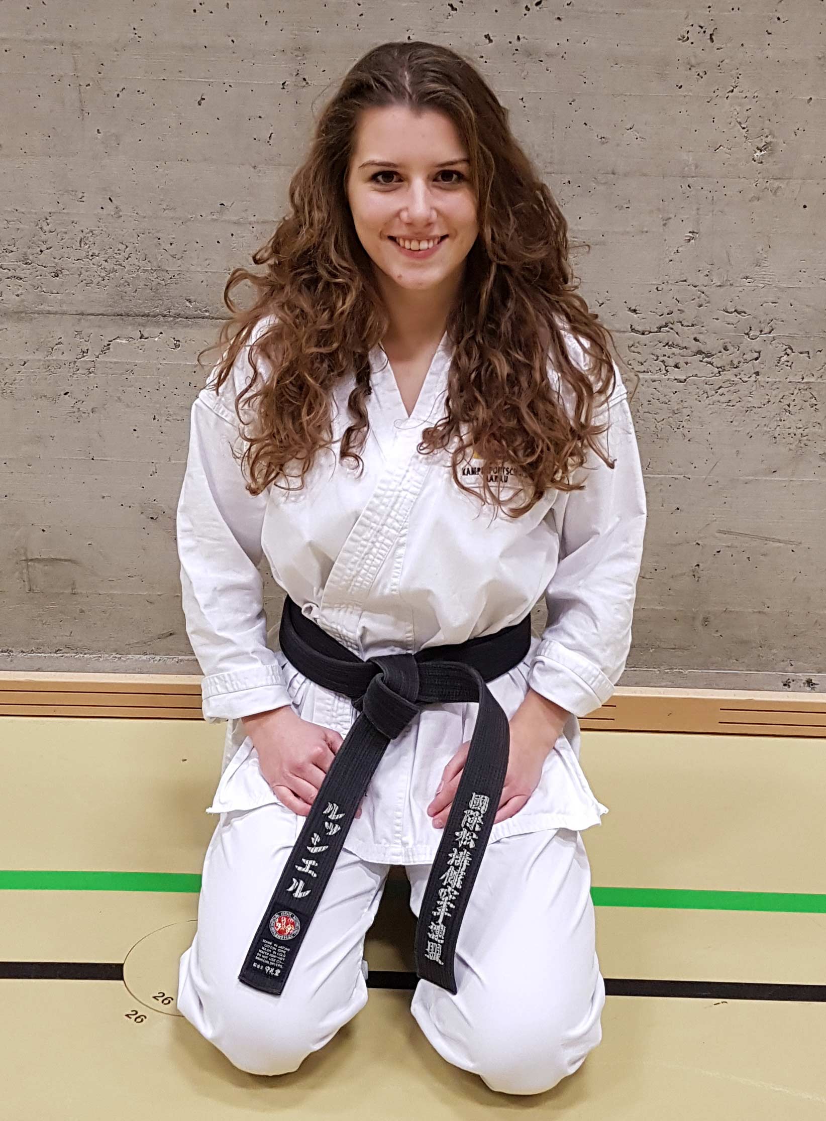 Karate-Assistent-Instruktorin Katarina Asanin aus Schönenwerd. Kampfsportschule Aarau