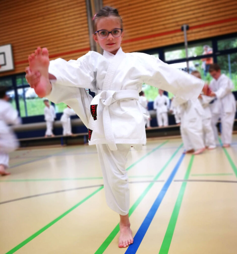 Karate Guilia aus Gränichen. Bravo!