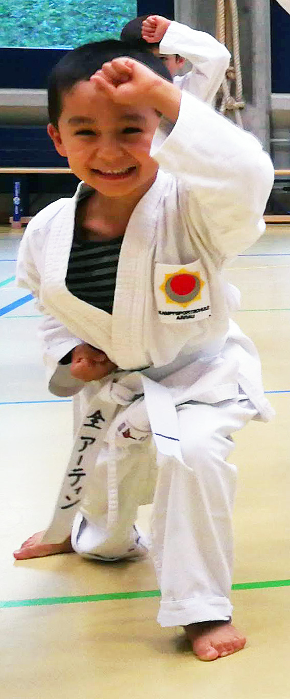 Kampfsport Kinder Bonsai Karate Aarau 4 -5 Jahre