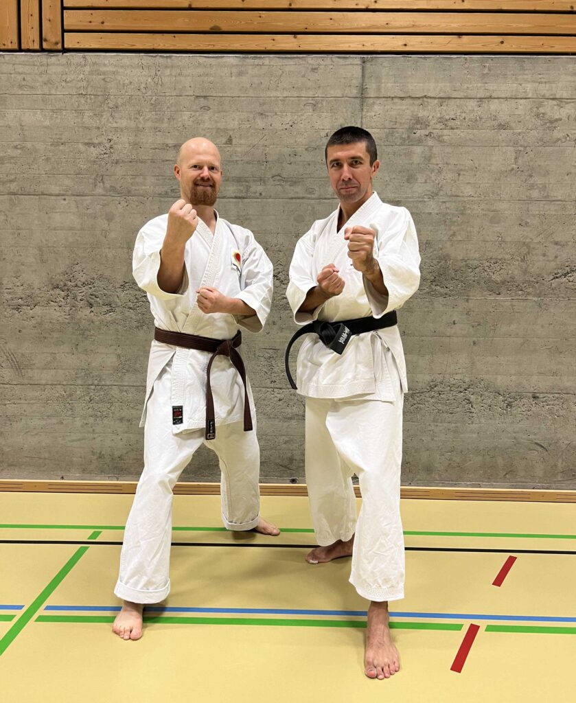 Wolfram L. (l) und Andrey S. (r) Karatelehrer