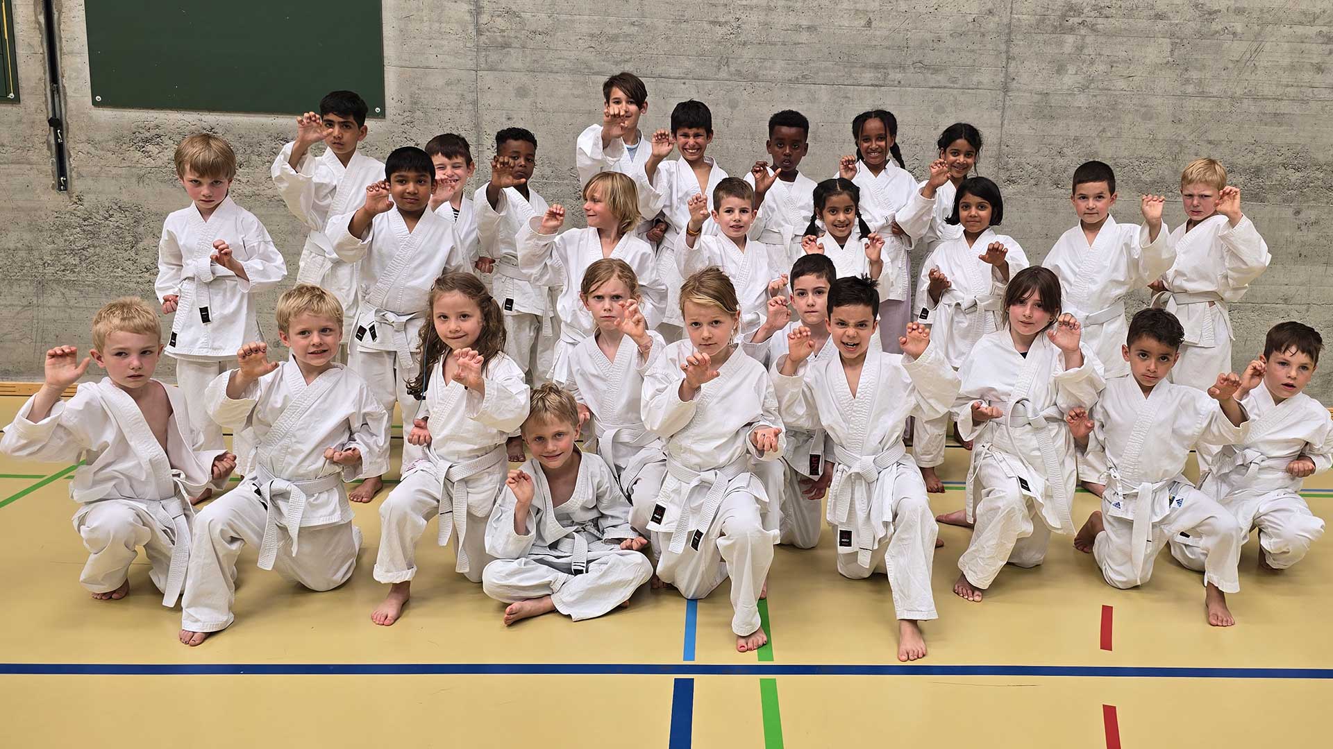 Karate Kinder Prüfung Kampfsportschule Aarau 17/19.6.2024 Gruppe 1